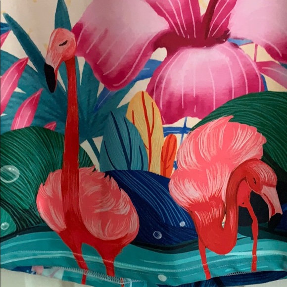U. Dear Tropical Print Top w/ Flamingos NWOT - Picture 6 of 9